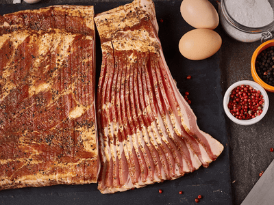 Signature Dry-rub Uncured Bacon Sliced Slab